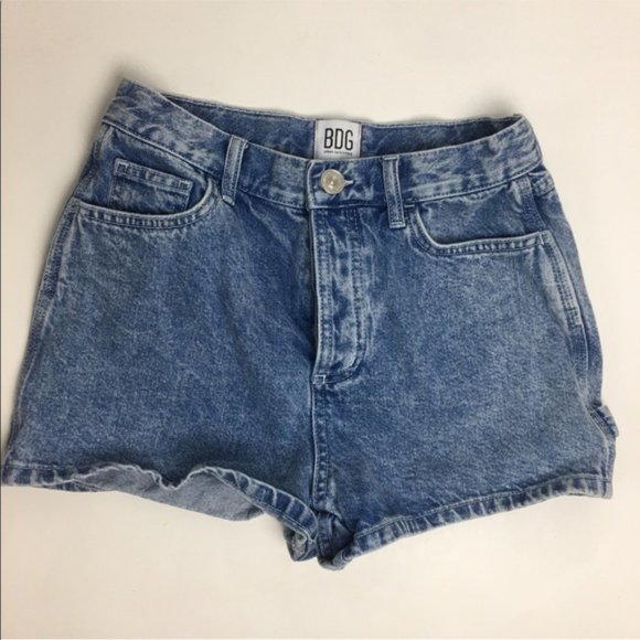 URBAN OUTFITTERS BDG Mom High Rise Jean Shorts - Picture 2 of 8